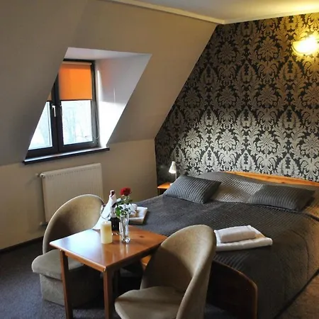 Krystyna Hotel 2*